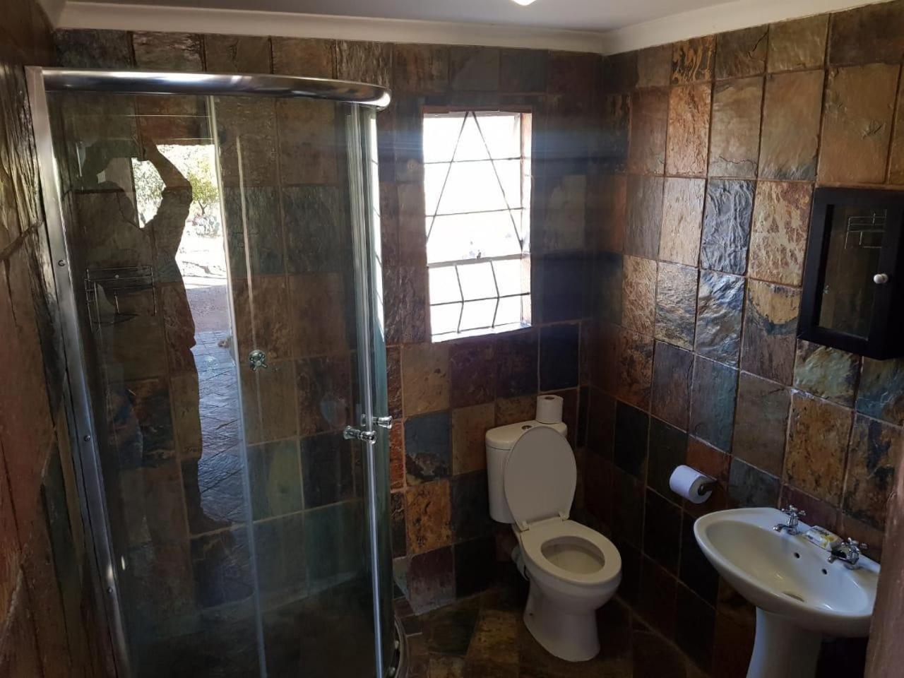 Lagai Roi Guesthouse Boshoek Room photo